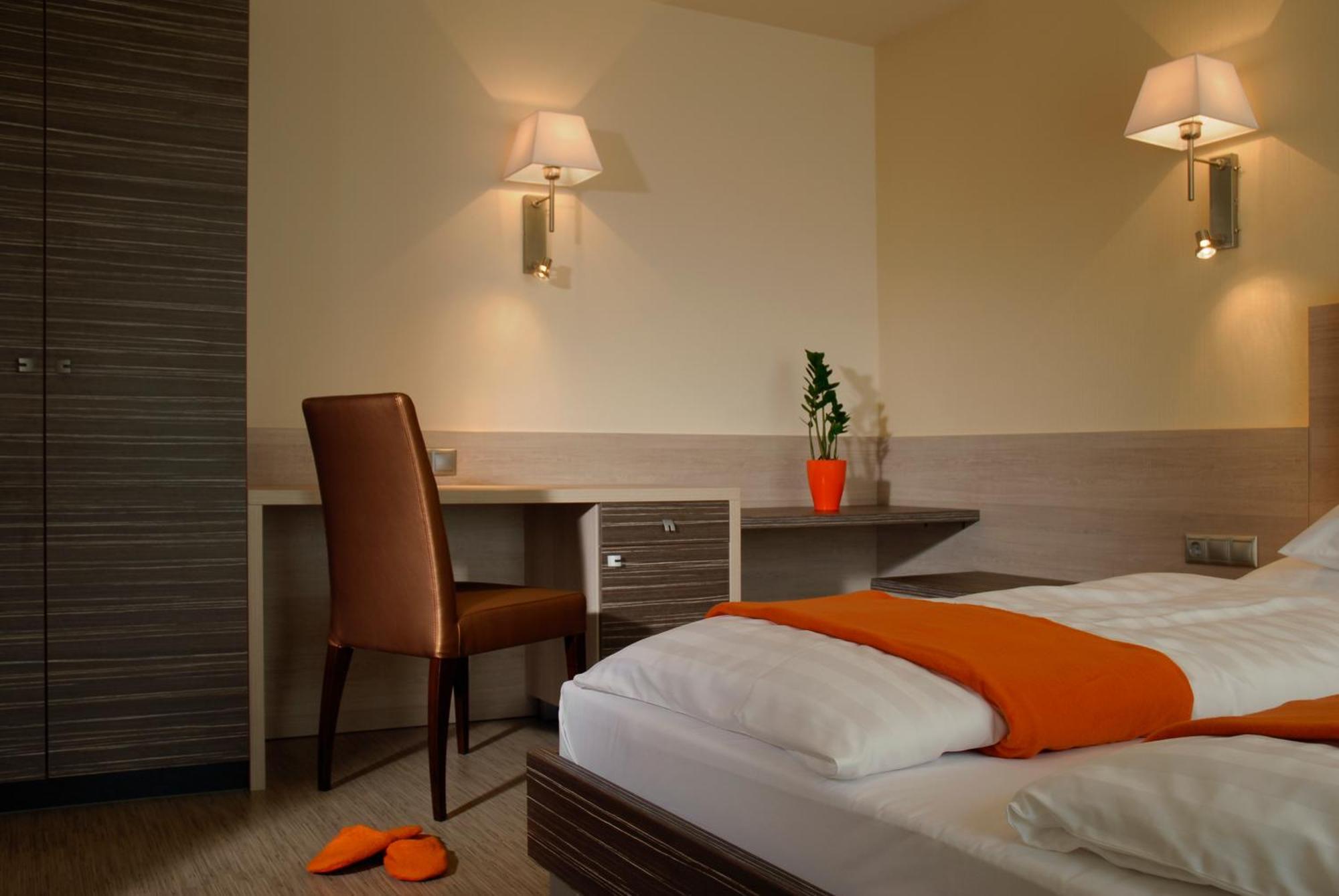 Gokart Hotel Kecskemet Ngoại thất bức ảnh