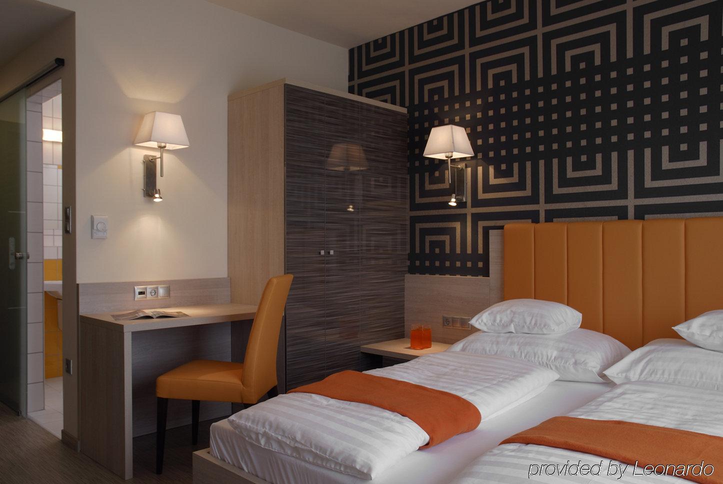 Gokart Hotel Kecskemet Ngoại thất bức ảnh