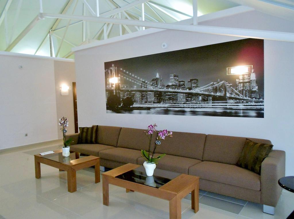 Gokart Hotel Kecskemet Ngoại thất bức ảnh