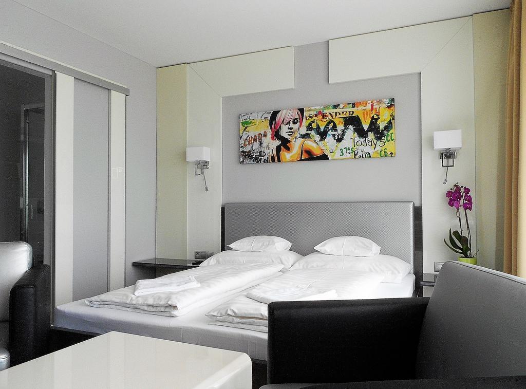 Gokart Hotel Kecskemet Ngoại thất bức ảnh